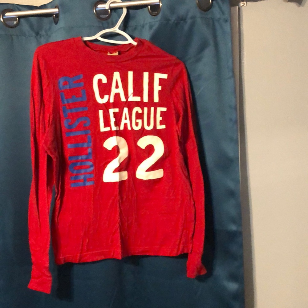 Hollister shirt